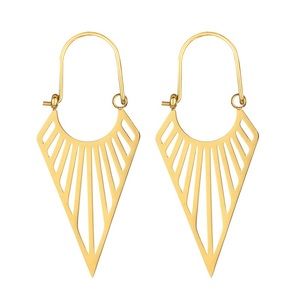 Pointed geometric shape gold earrings
